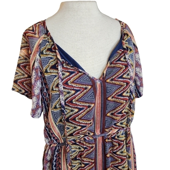 Patrons of Peace Printed Maxi Dress - Picture 2 of 6